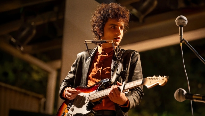 A Complete Unknown ⭐⭐⭐⭐⭐